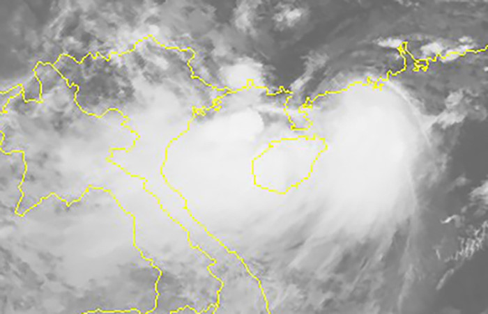 Vì[-]sao[-]bão[-]số[-]4[-]-[-]Bebinca[-]có[-]hướng[-]di[-]chuyển[-]bất[-]thường?[-]